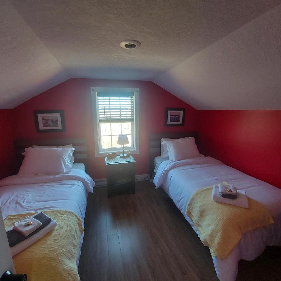 Starboard Side Guest House Channel-Port aux Basques Dış mekan fotoğraf